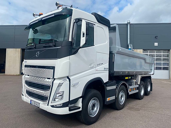 Volvo FH 540 8x4 Dumper med Maur kasse. 2 of 20