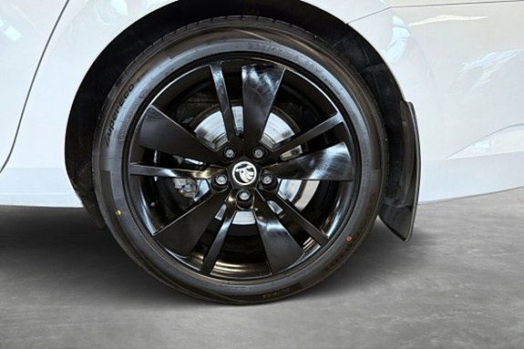 Skoda Superb 7 of 19