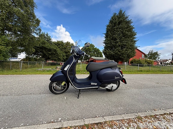 Vespa GTS 300 16 of 30