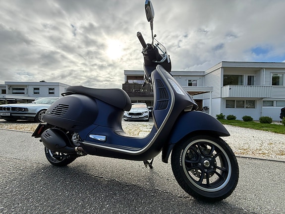 Vespa GTS 300 8 of 30