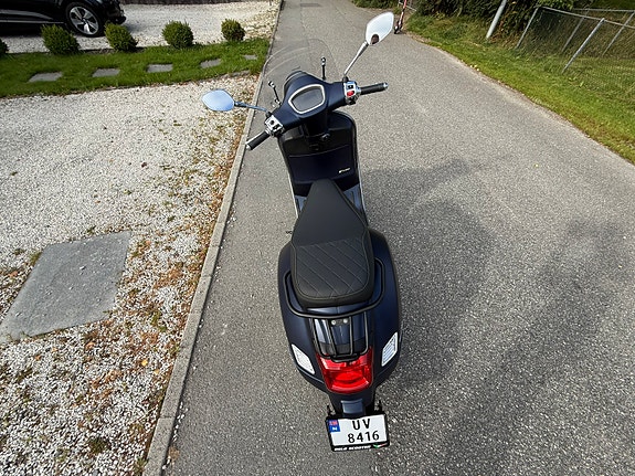 Vespa GTS 300 21 of 30