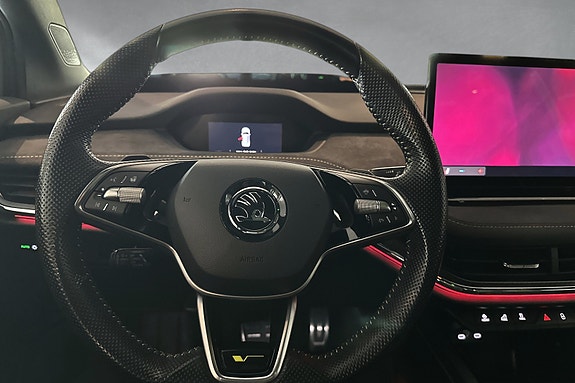 Skoda Enyaq RS 19 of 30
