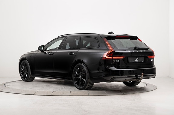 Volvo V90 4 of 30
