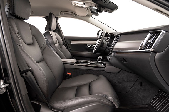 Volvo V90 21 of 30
