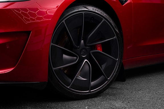 Tesla Model 3 3 of 30