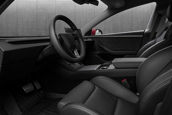 Tesla Model 3 23 of 30