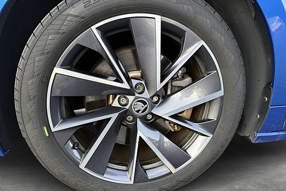 Skoda Enyaq 10 of 30