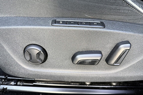 Skoda Enyaq 15 of 30