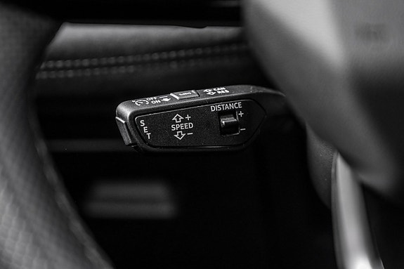 Audi SQ6 e-tron 16 of 30