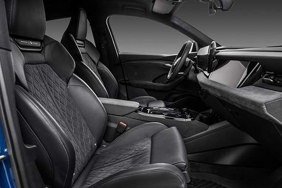 Audi SQ6 e-tron 27 of 30