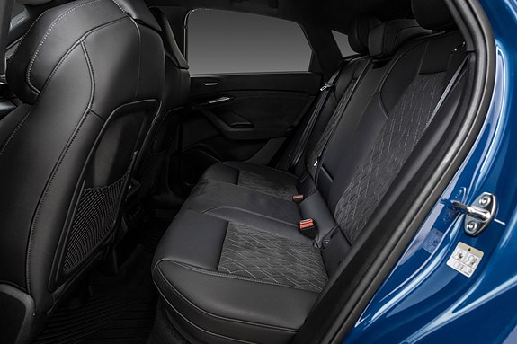 Audi SQ6 e-tron 26 of 30