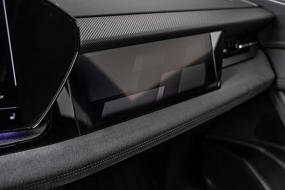 Audi SQ6 e-tron 24 of 30