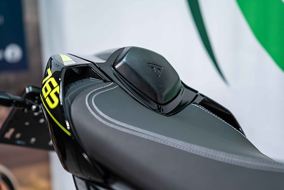 Triumph Street Triple 765 RS - Spar 30.000 kroner! Kun gått få mil 12 of 17