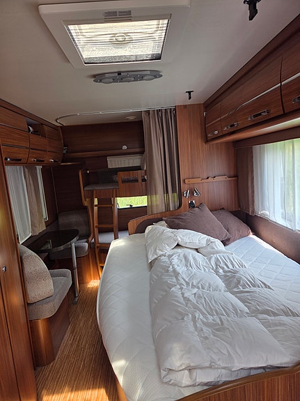 Adria Alpina 663 UK 7 of 14