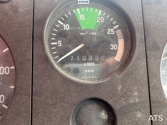 Mercedes-Benz 1117 4x4 kranbil - Palfinger PK7000 24 of 30