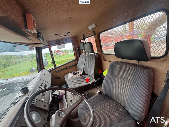 Mercedes-Benz 1117 4x4 kranbil - Palfinger PK7000 21 of 30