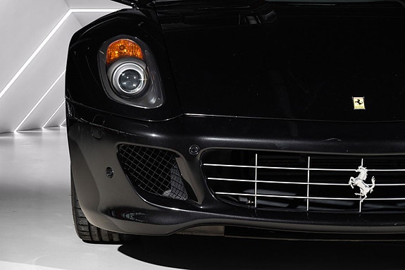 Ferrari 599 5 of 30