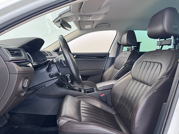 Skoda Superb 17 of 30