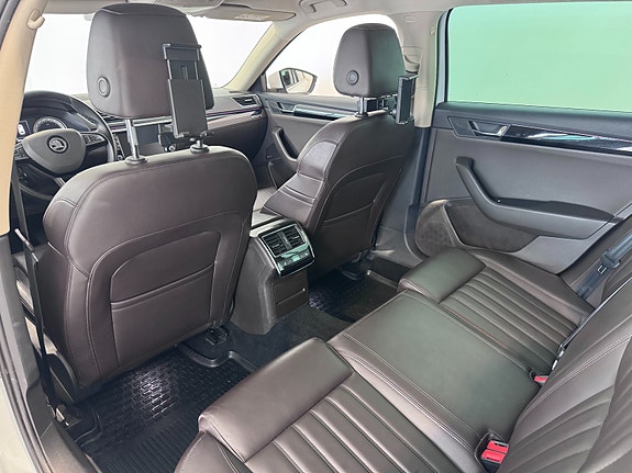 Skoda Superb 19 of 30