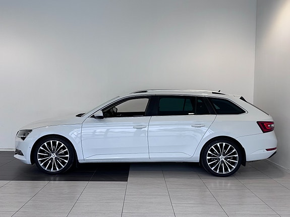Skoda Superb 4 of 30