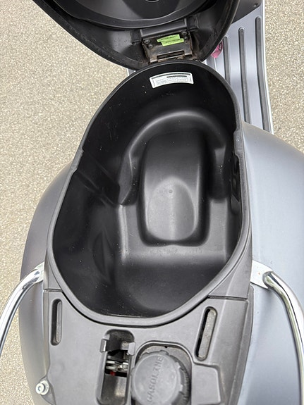 Vespa GTS 125 16 of 17