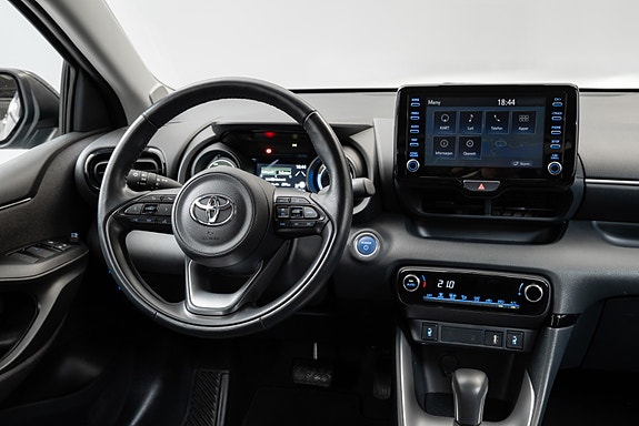 Toyota Yaris 23 of 30