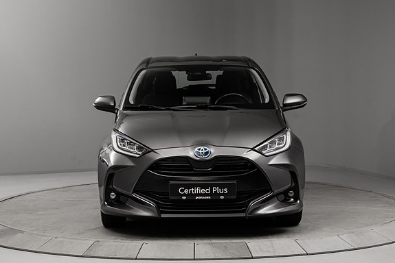 Toyota Yaris 6 of 30