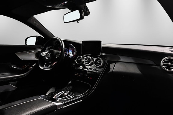 Mercedes-Benz C250 23 of 30