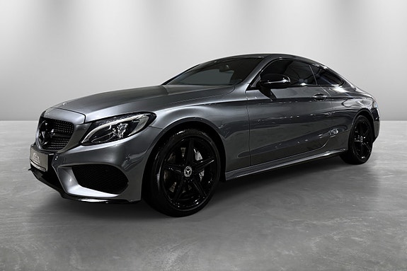Mercedes-Benz C250 2 of 30