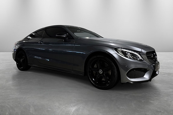 Mercedes-Benz C250 10 of 30