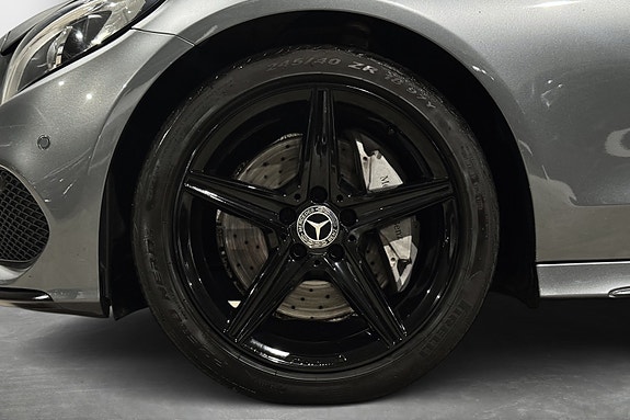 Mercedes-Benz C250 13 of 30