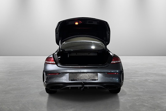 Mercedes-Benz C250 20 of 30