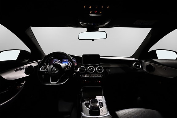 Mercedes-Benz C250 28 of 30