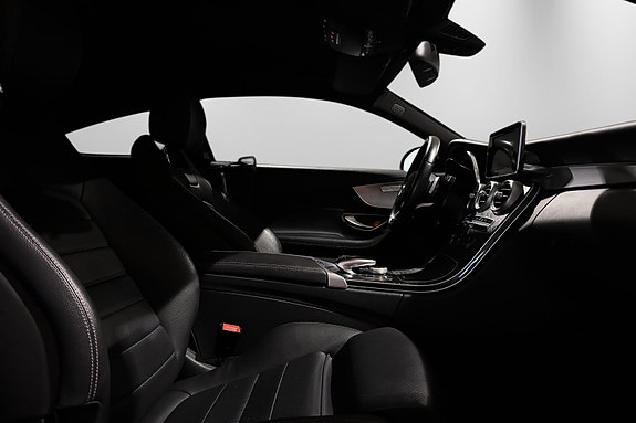 Mercedes-Benz C250 24 of 30
