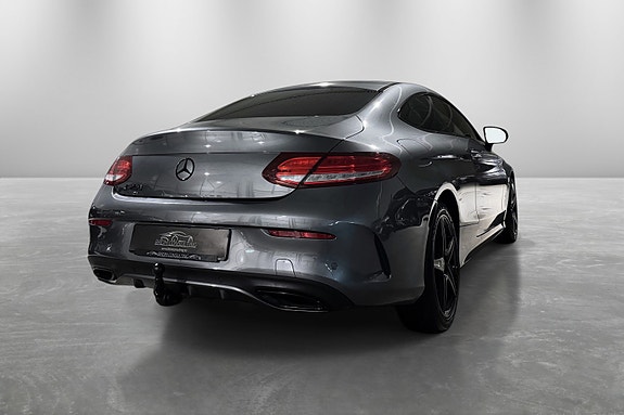 Mercedes-Benz C250 7 of 30
