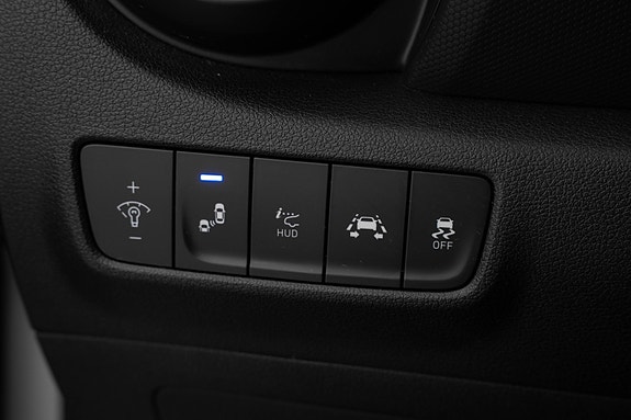 Hyundai Kona 28 of 30
