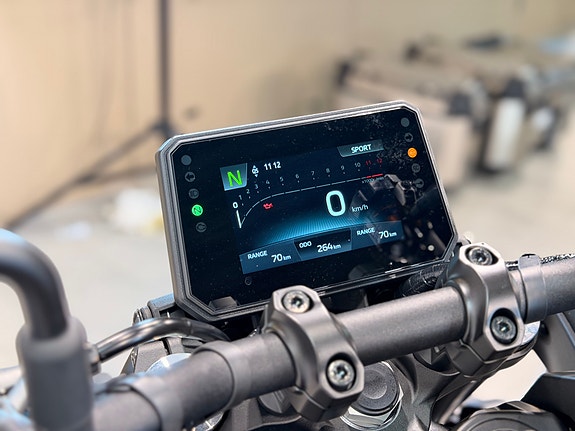 Yamaha MT09 - AGM WEEK DEMOSYKKEL - Rentekampanje / fri frakt / fri omkostninger 16 of 21