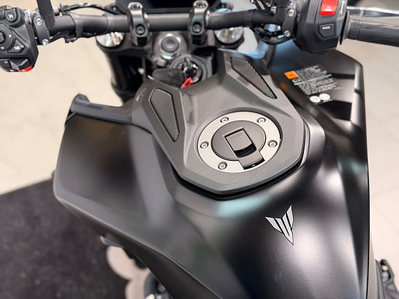 Yamaha MT09 - AGM WEEK DEMOSYKKEL - Rentekampanje / fri frakt / fri omkostninger 12 of 21