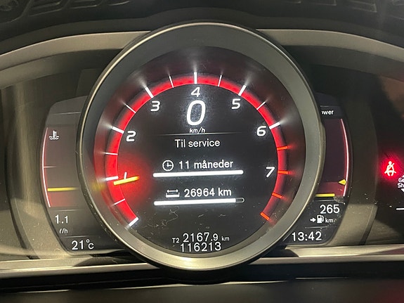 Volvo V40 19 of 26