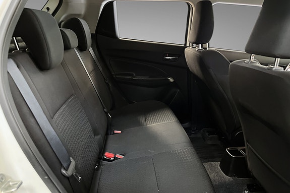 Suzuki Swift 12 of 16