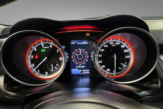 Suzuki Swift 16 of 16