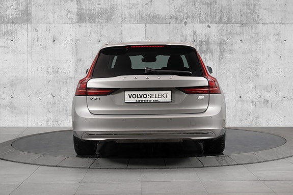 Volvo V90 9 of 30