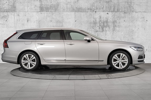 Volvo V90 11 of 30
