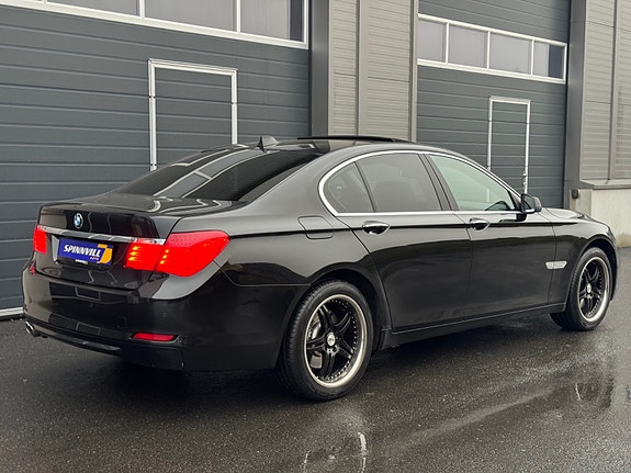 BMW 730d 10 of 30
