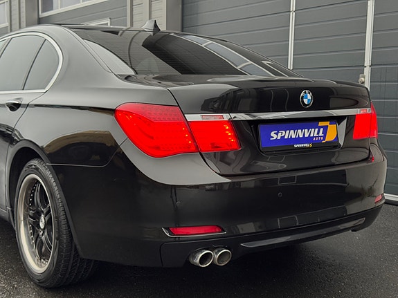BMW 730d 6 of 30