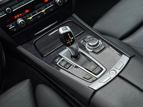 BMW 730d 28 of 30