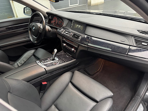 BMW 730d 18 of 30