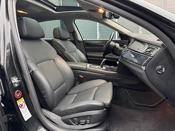 BMW 730d 19 of 30