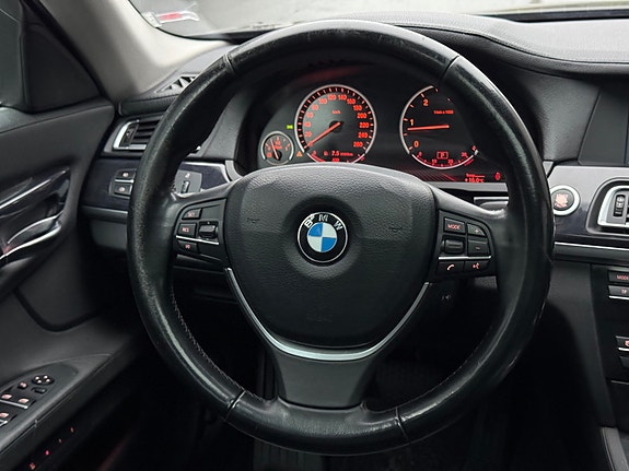 BMW 730d 25 of 30