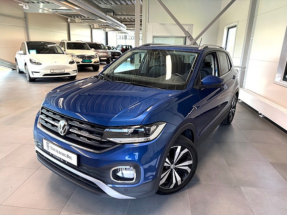 Volkswagen T-Cross 2 of 16